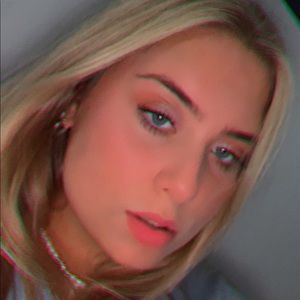 Meet your Posher, Simi